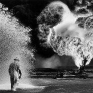 Uomo in mezzo al fuoco ed acqua – Sebastião Salgado