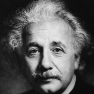 “Non puoi risolvere un problema con lo stesso tipo di pensiero che hai usato per crearlo.” (Albert Einstein)