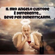 “Il mio angelo custode è differente… beve per dimenticarmi.”