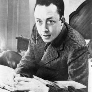 “Non camminare davanti a me, potrei non seguirti. Non camminare dietro di me, non saprei dove condurti. Cammina al mio fianco e saremo sempre amici.” (Albert Camus)