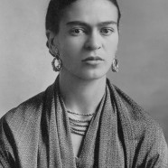 “Non come chi vince sempre, ma come chi non si arrende mai.” (Frida Khalo)